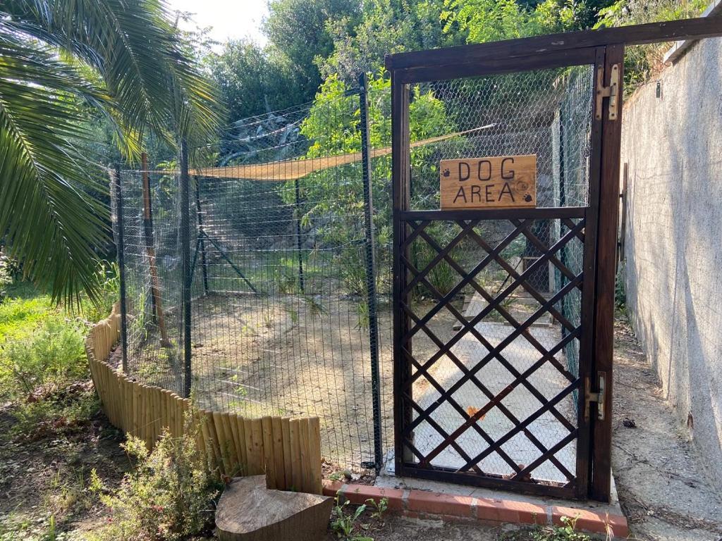Villa Antonella كاستيلينا ماريتيما المظهر الخارجي الصورة