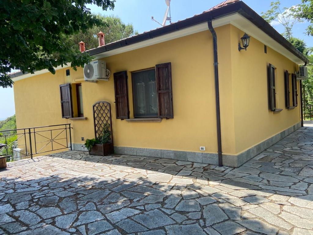Villa Antonella كاستيلينا ماريتيما المظهر الخارجي الصورة