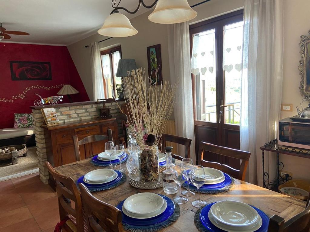 Villa Antonella كاستيلينا ماريتيما الغرفة الصورة